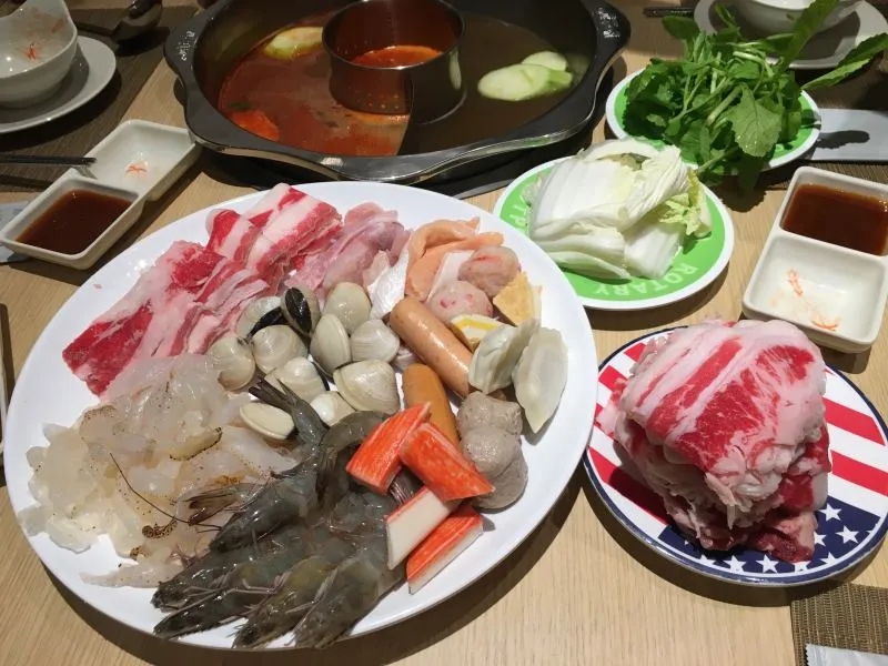 Top 10 Địa chỉ ăn buffet ngon nhất Quận 6, TP. HCM