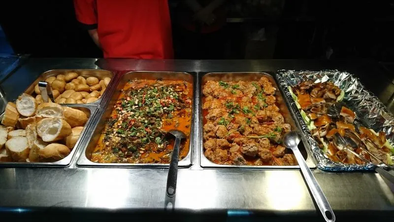 Top 10 Địa chỉ ăn buffet ngon nhất Quận 6, TP. HCM