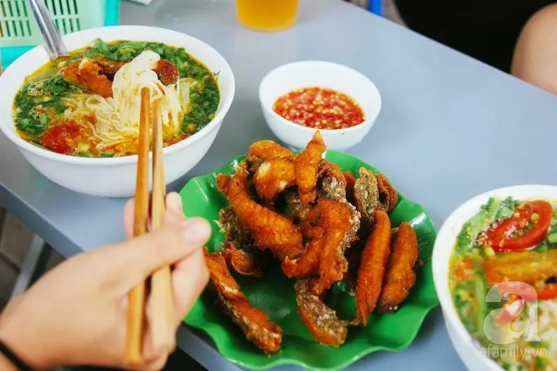 Top 10 Quán bún cá ngon nhất Hà Nội