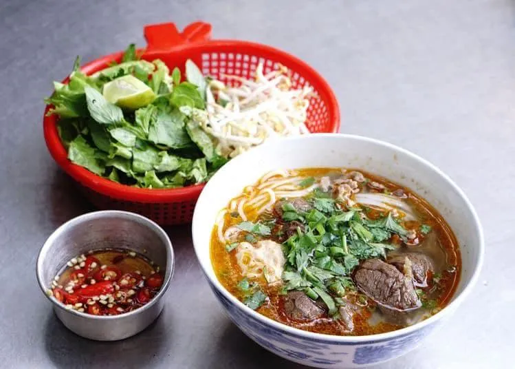 Top 6 Quán bún bò Huế ngon nhất Quận 11, TP. HCM