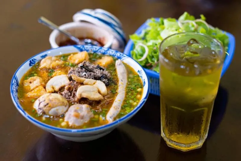 Top 8 Quán bún riêu ngon ở Quận 1, TP. HCM