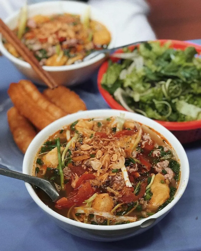 Top 8 Quán bún riêu ngon ở Quận 1, TP. HCM